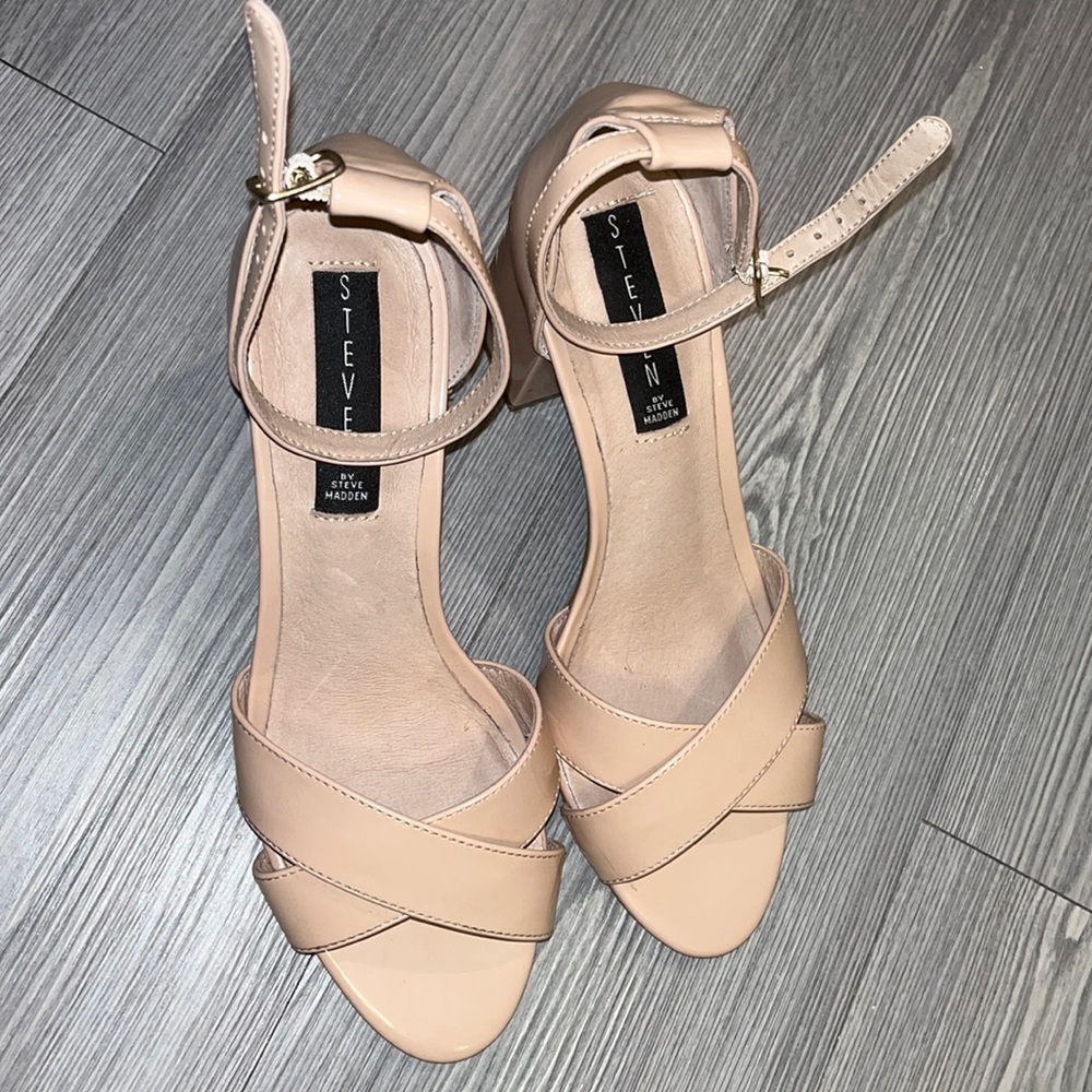 STEVEN by Steve Madden Nude Block Heel Sandals - Size 7